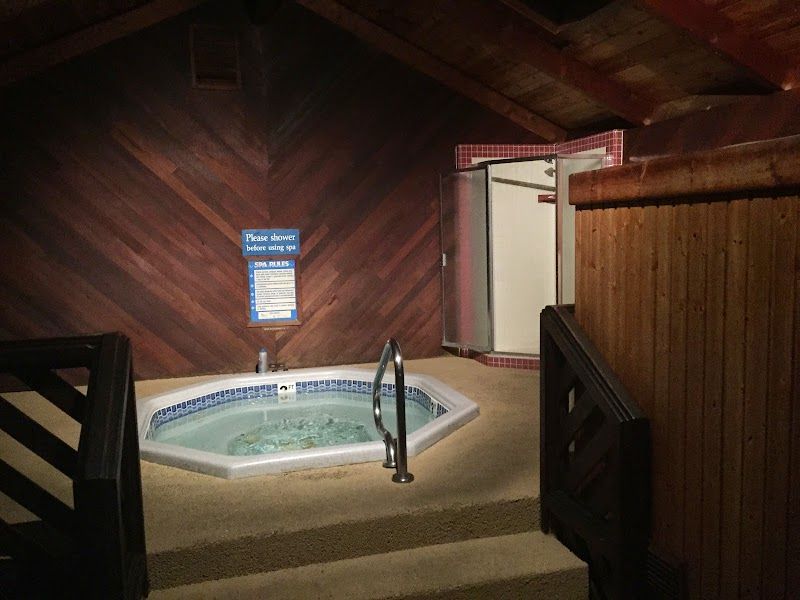 Photo of Lone Oak Lodge - Communal Hot (Whirlpool) Tub, Sauna