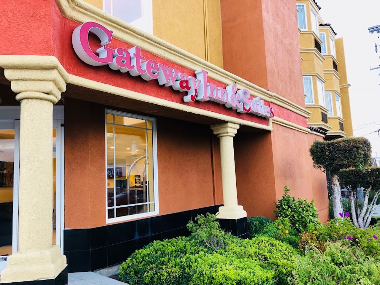 Photo of Gateway Inn & Suites San Francisco (SFO) Airport