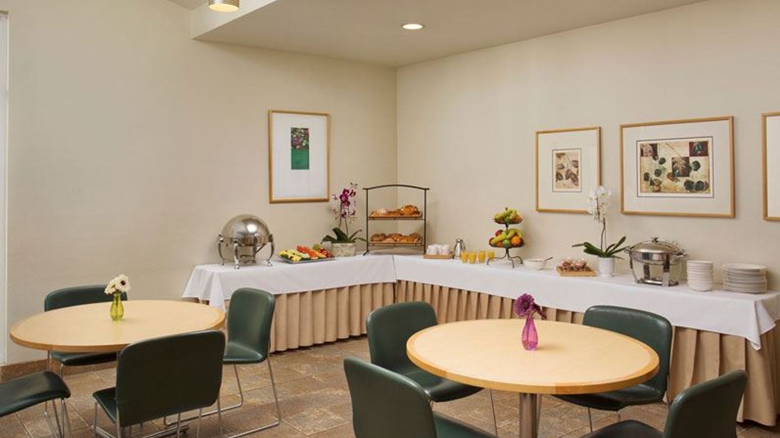 Photo of Corporate Inn Sunnyvale