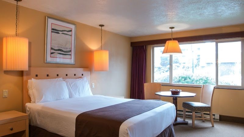 Photo of Hi-Tide Oceanfront Inn