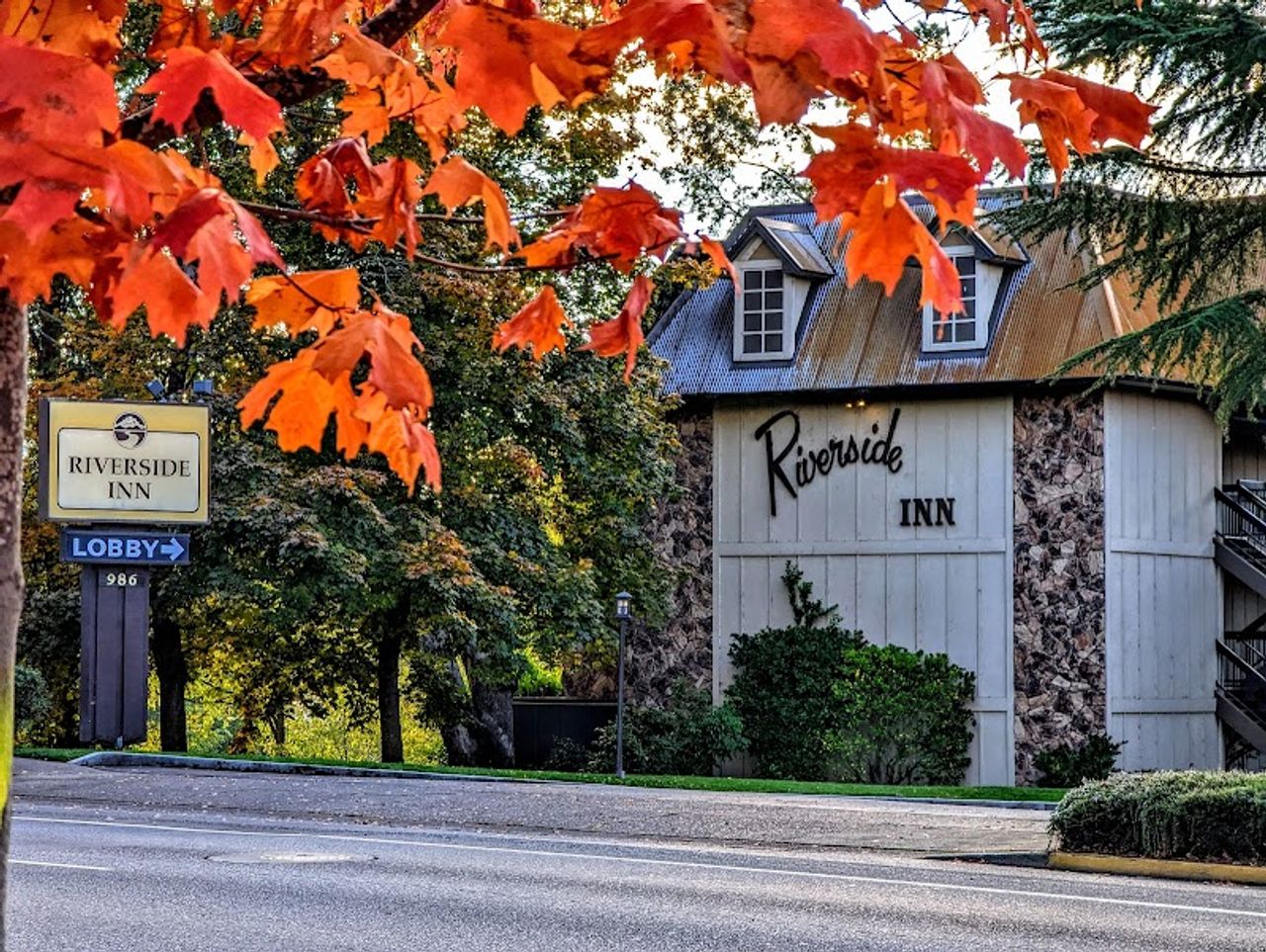 Photo of Riverside Inn