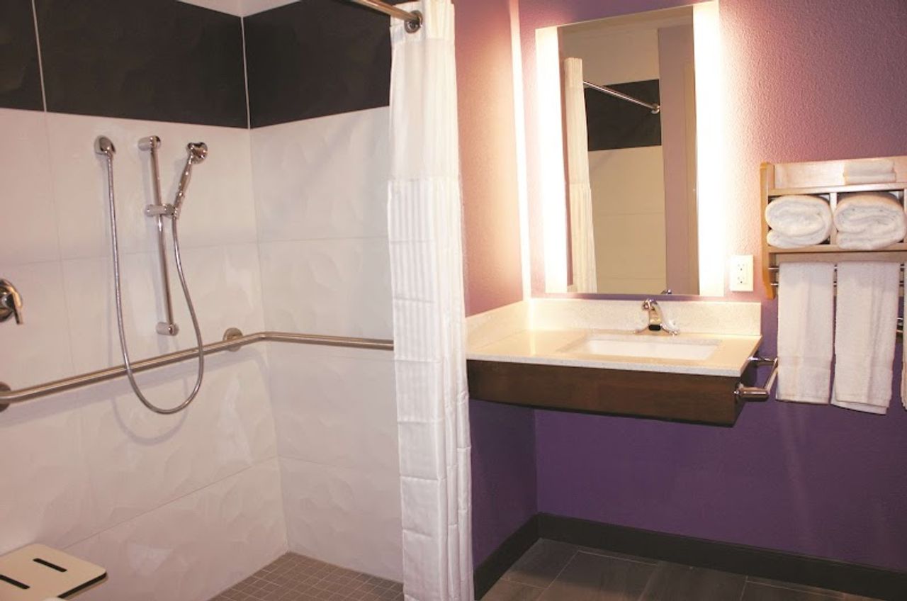 Photo of La Quinta Inn & Suites by Wyndham Madera