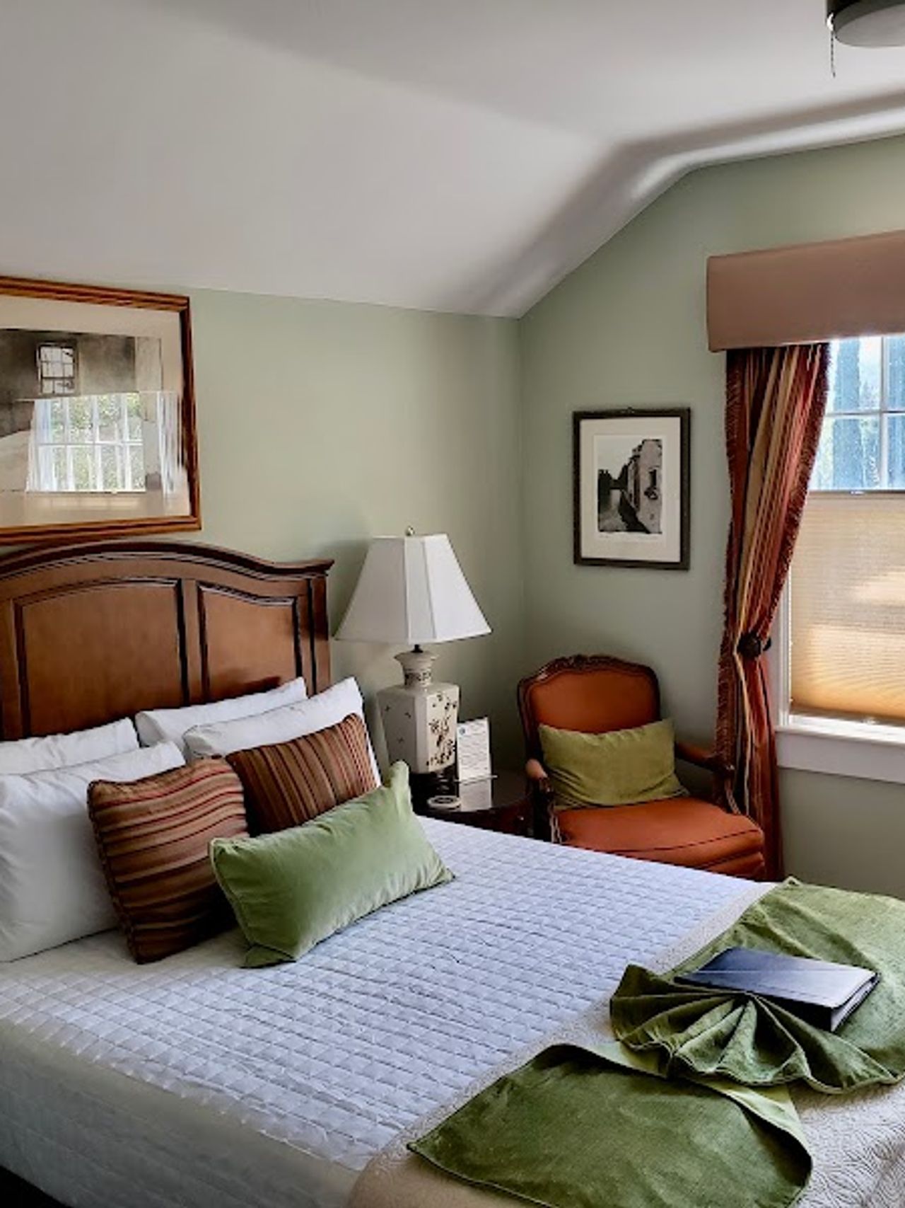 Photo of Bayberry Inn Bed and Breakfast and Retreat