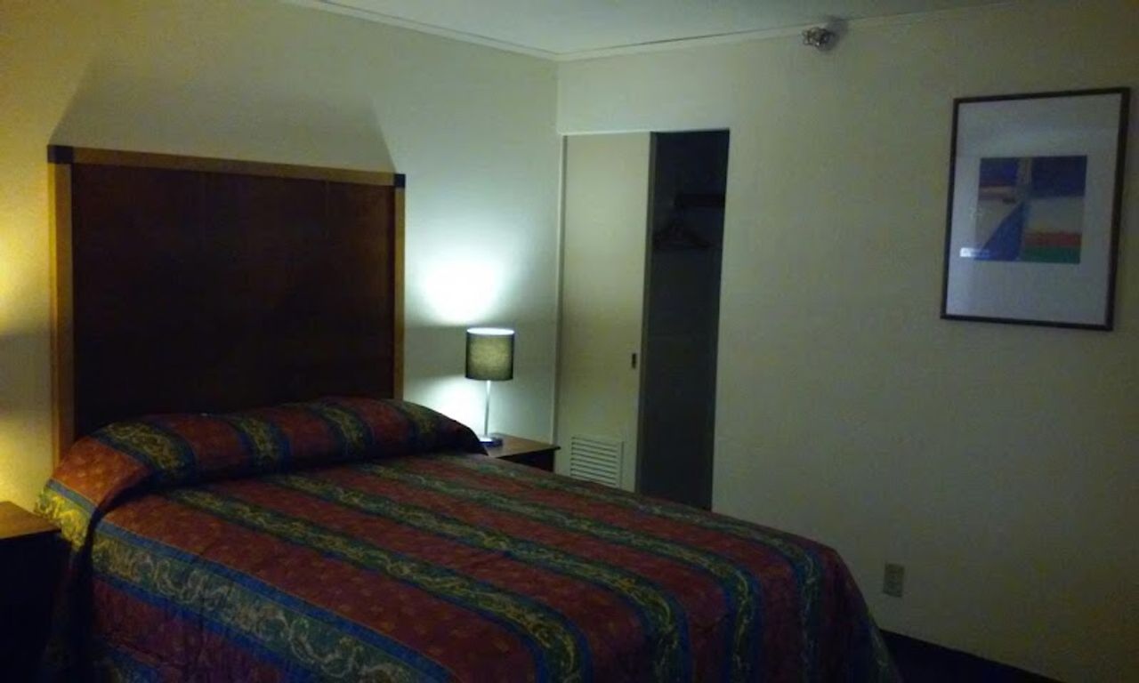 Photo of River Park Inn