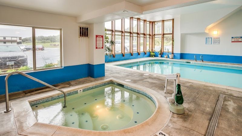 Photo of Adobe Resort, Yachats - Indoor Pool, Whirlpool tub