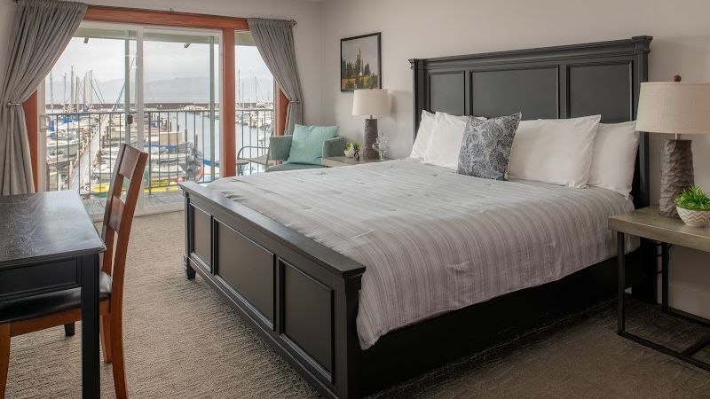 Photo of Astoria Riverwalk Inn