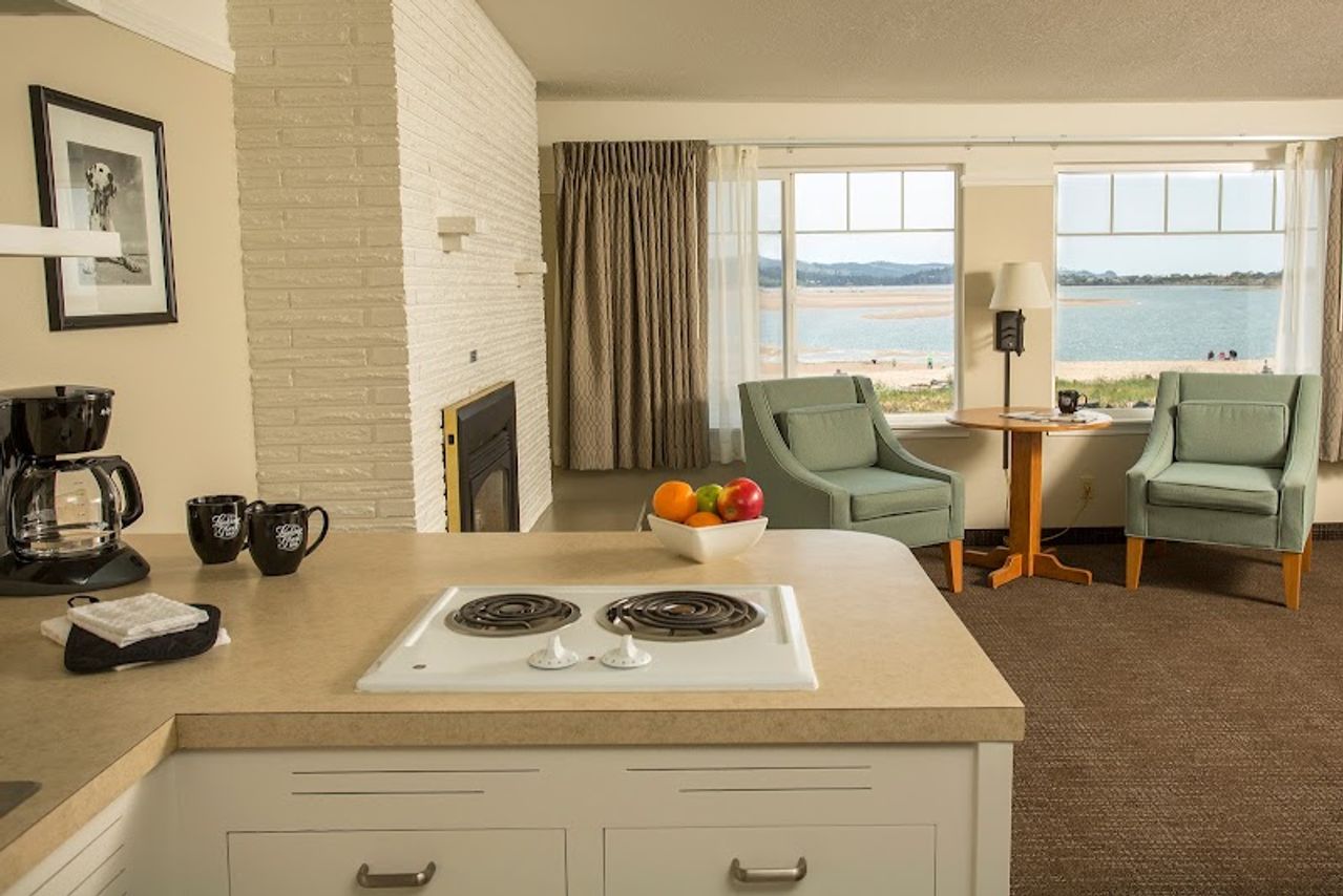 Photo of Looking Glass Inn