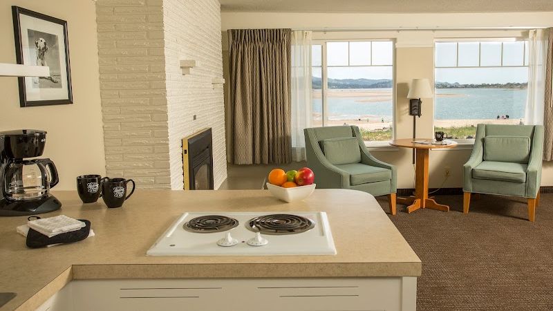 Photo of Looking Glass Inn