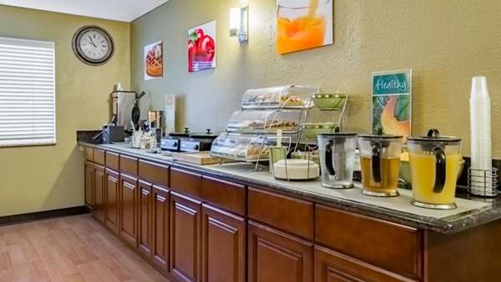 Photo of Quality Inn & Suites Vancouver North