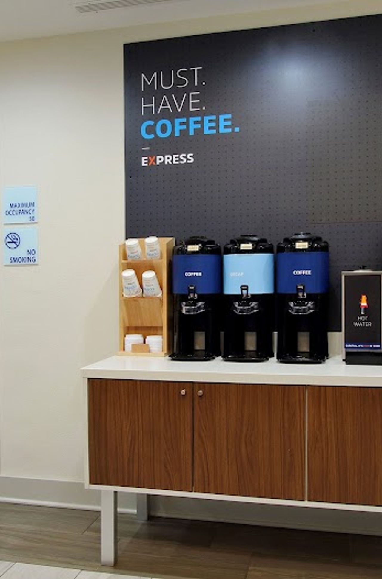 Photo of Holiday Inn Express Lewiston, an IHG Hotel - Coffee