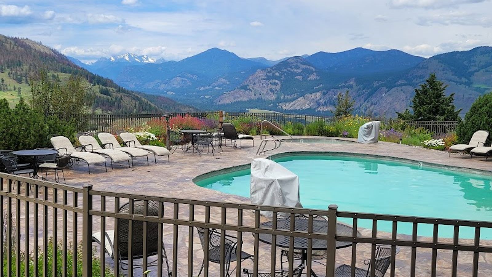 Photo of Sun Mountain Lodge