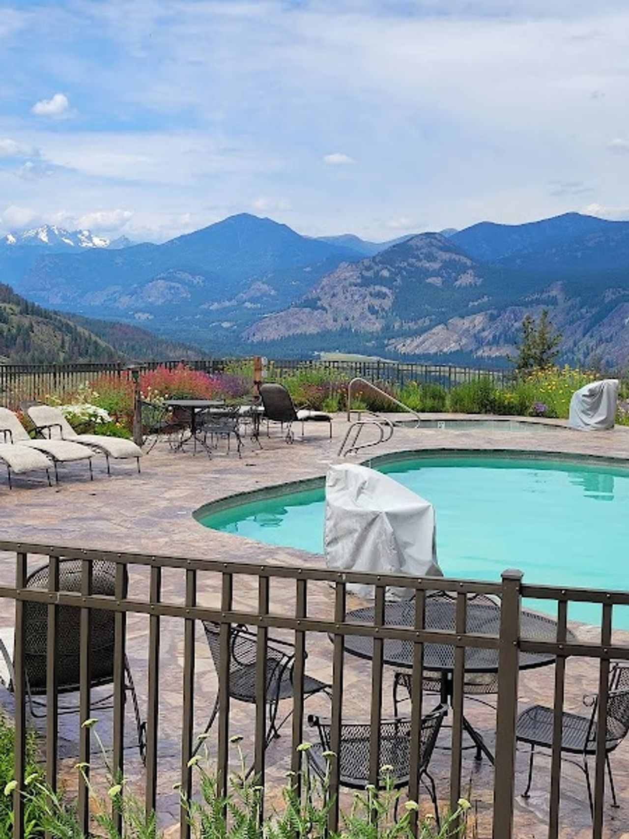 Photo of Sun Mountain Lodge