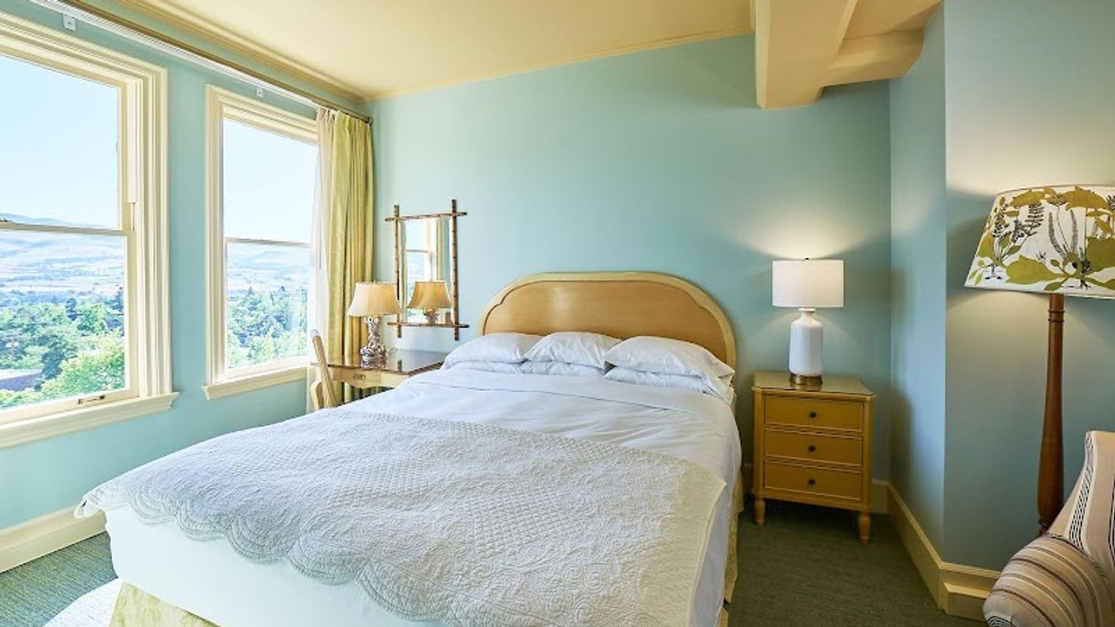 Photo of Ashland Springs Hotel