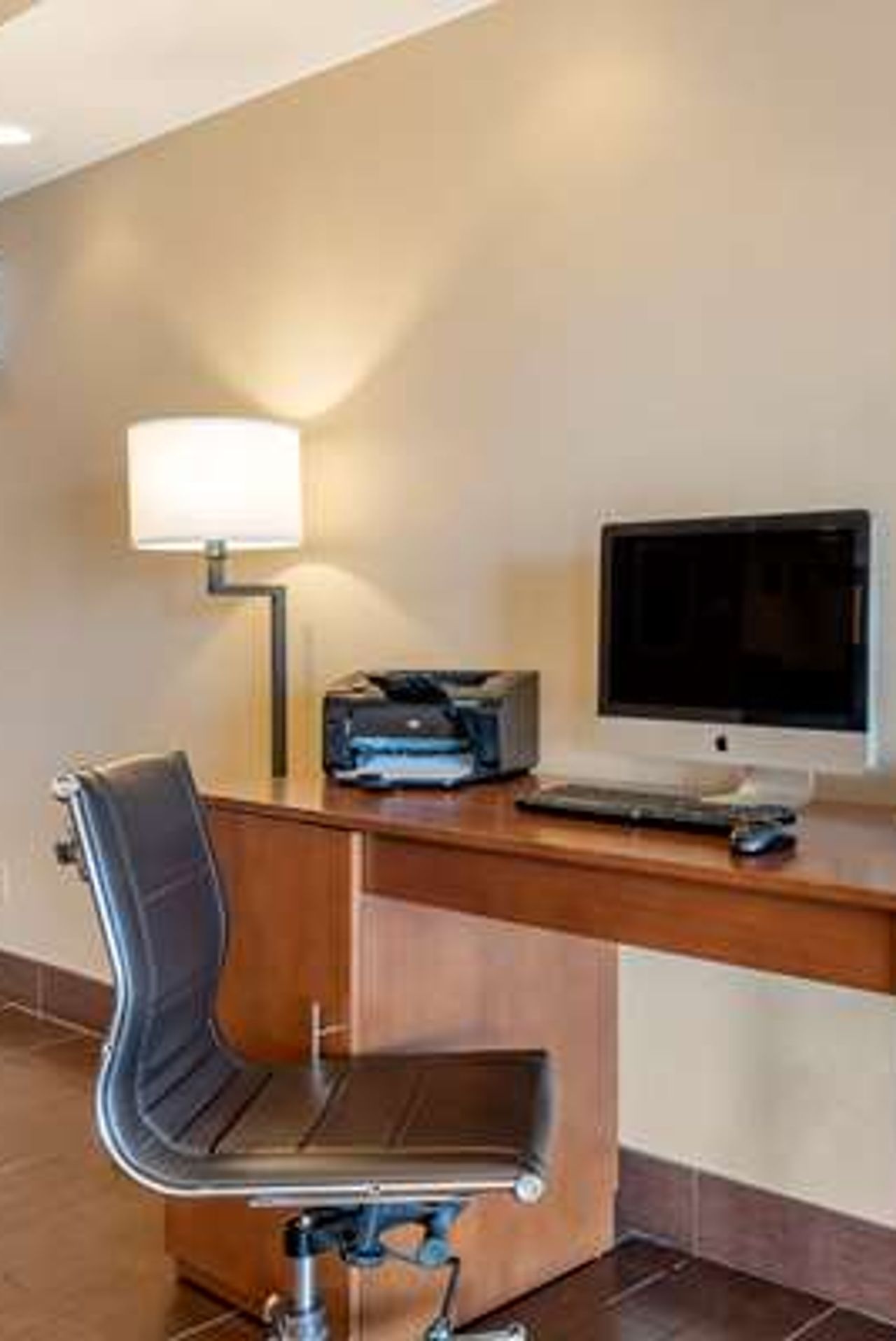 Photo of Comfort Inn & Suites