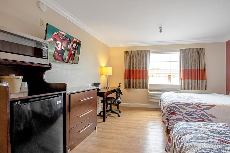 Photo of Red Roof Inn & Suites Monterey - Room, 2 Queen Beds, Flat TV, Fridge, Microwave, Work Desk