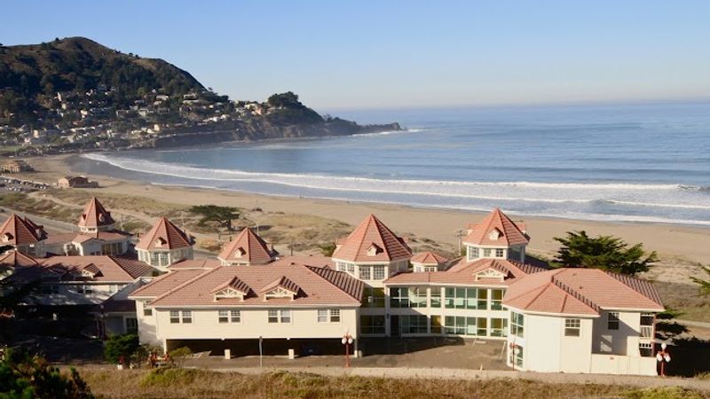 Pacifica Beach Hotel