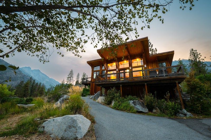 Sleeping Lady Mountain Resort & Spa