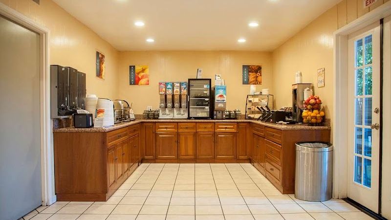 Photo of Best Western Village Inn