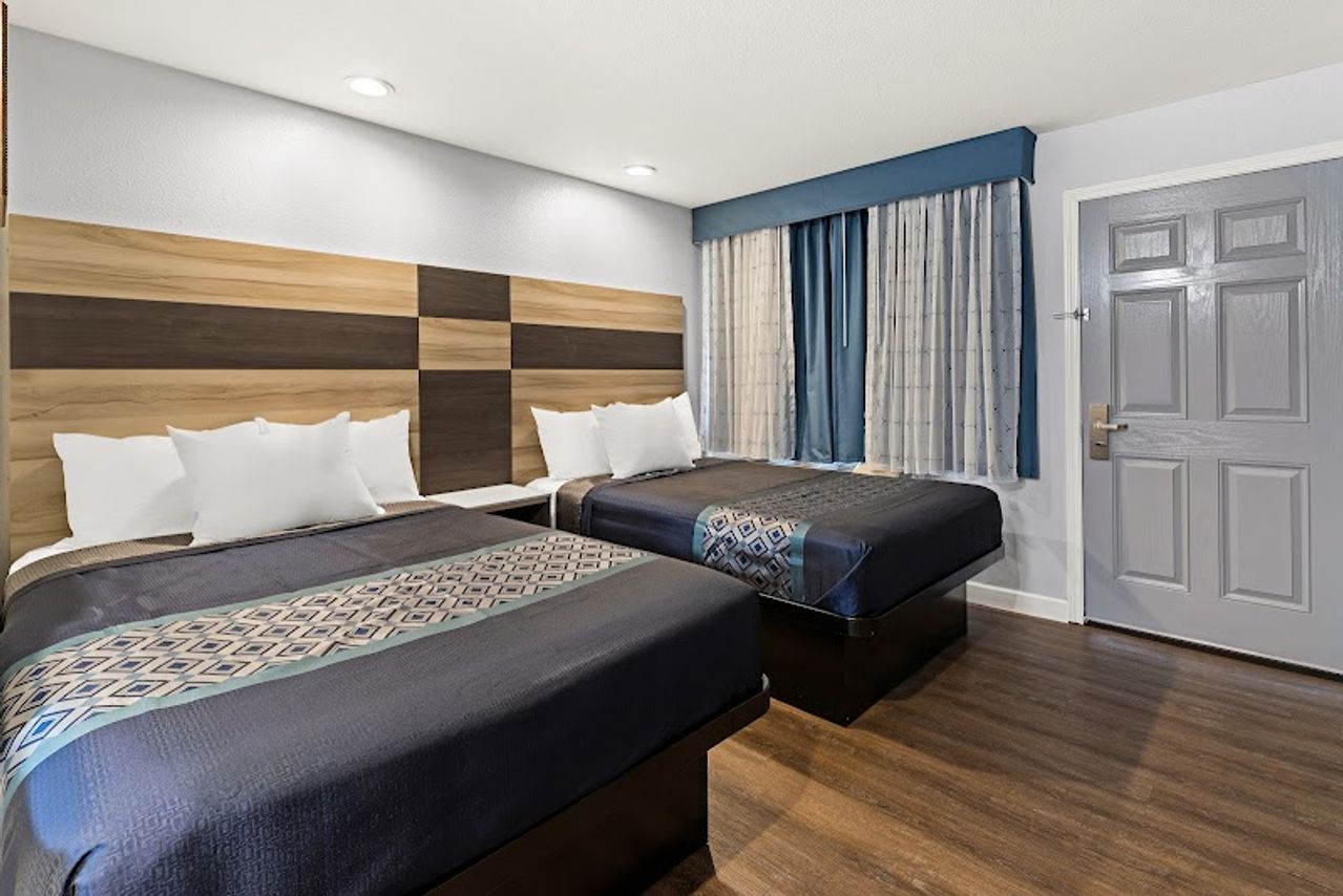 Photo of Bay Breeze Inn