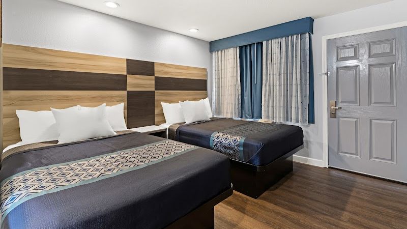 Photo of Bay Breeze Inn