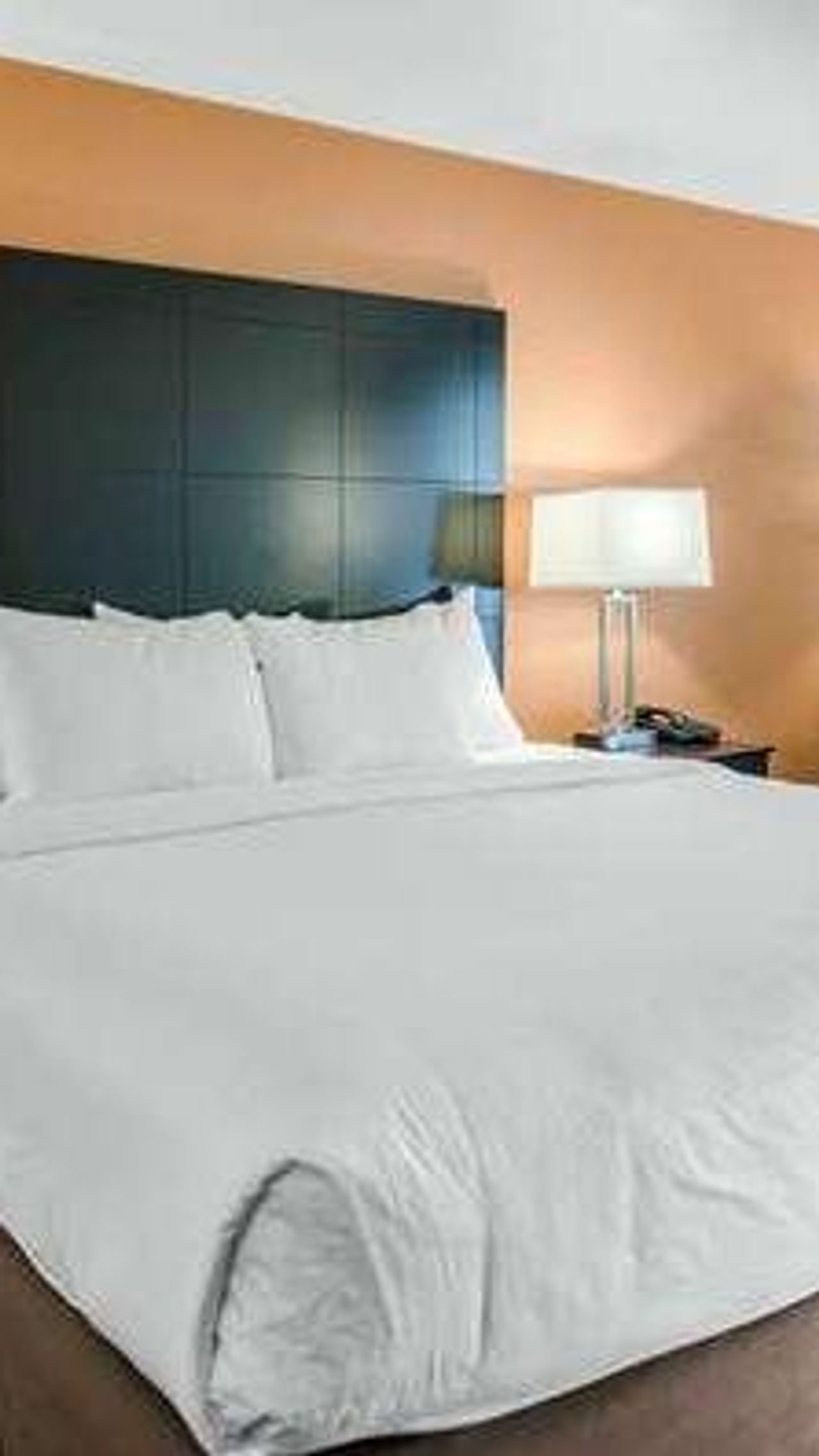 Photo of Comfort Inn & Suites