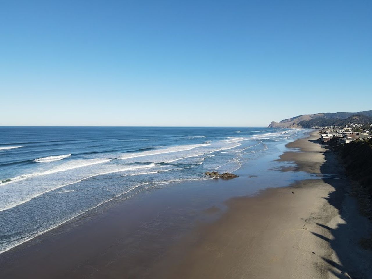 Photo of Surfland Hotel - Direct Beach Access
