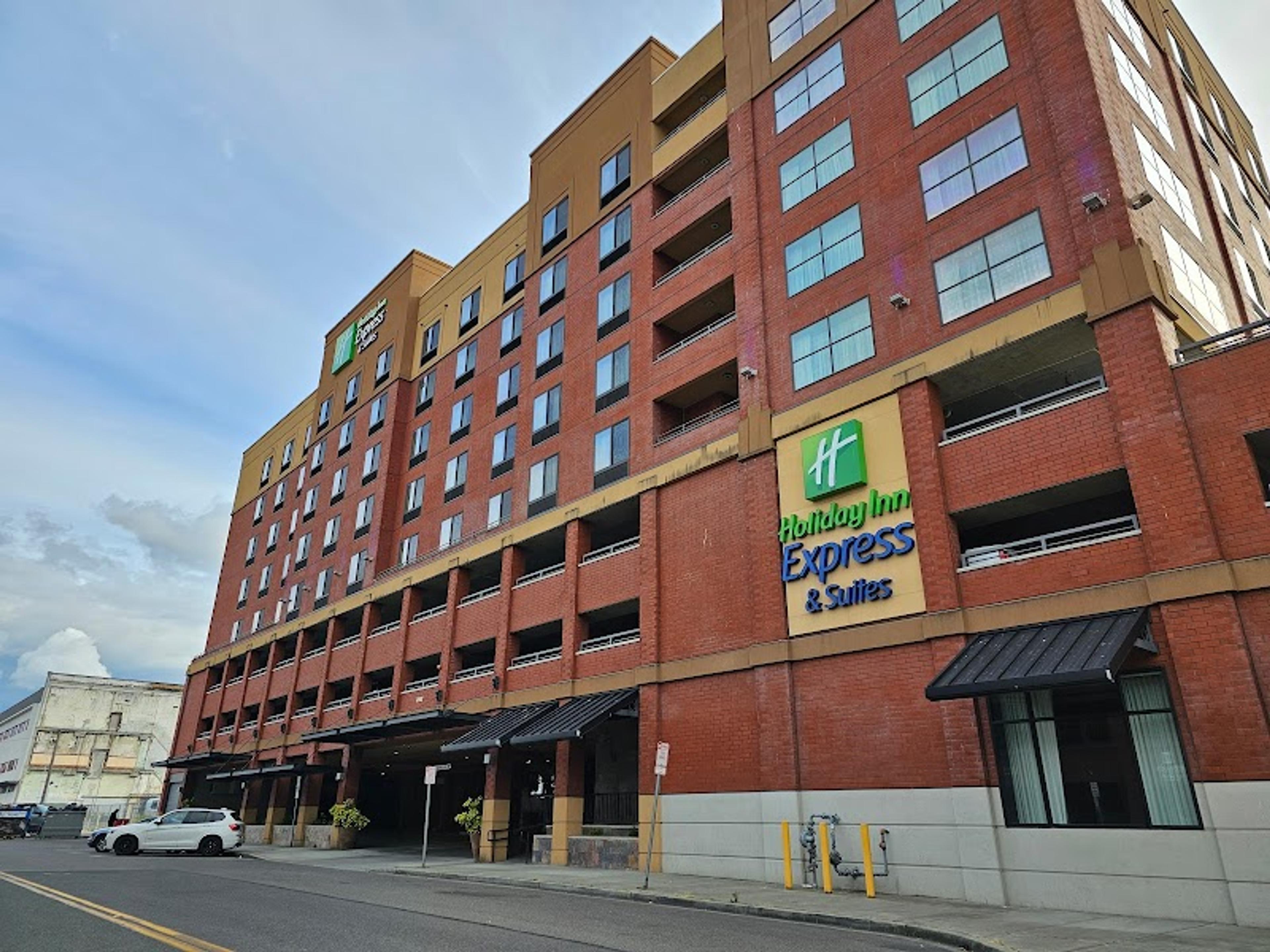 Holiday Inn Express & Suites Tacoma Downtown, an IHG Hotel