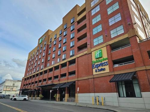 Hilton Garden Inn Tacoma Downtown
