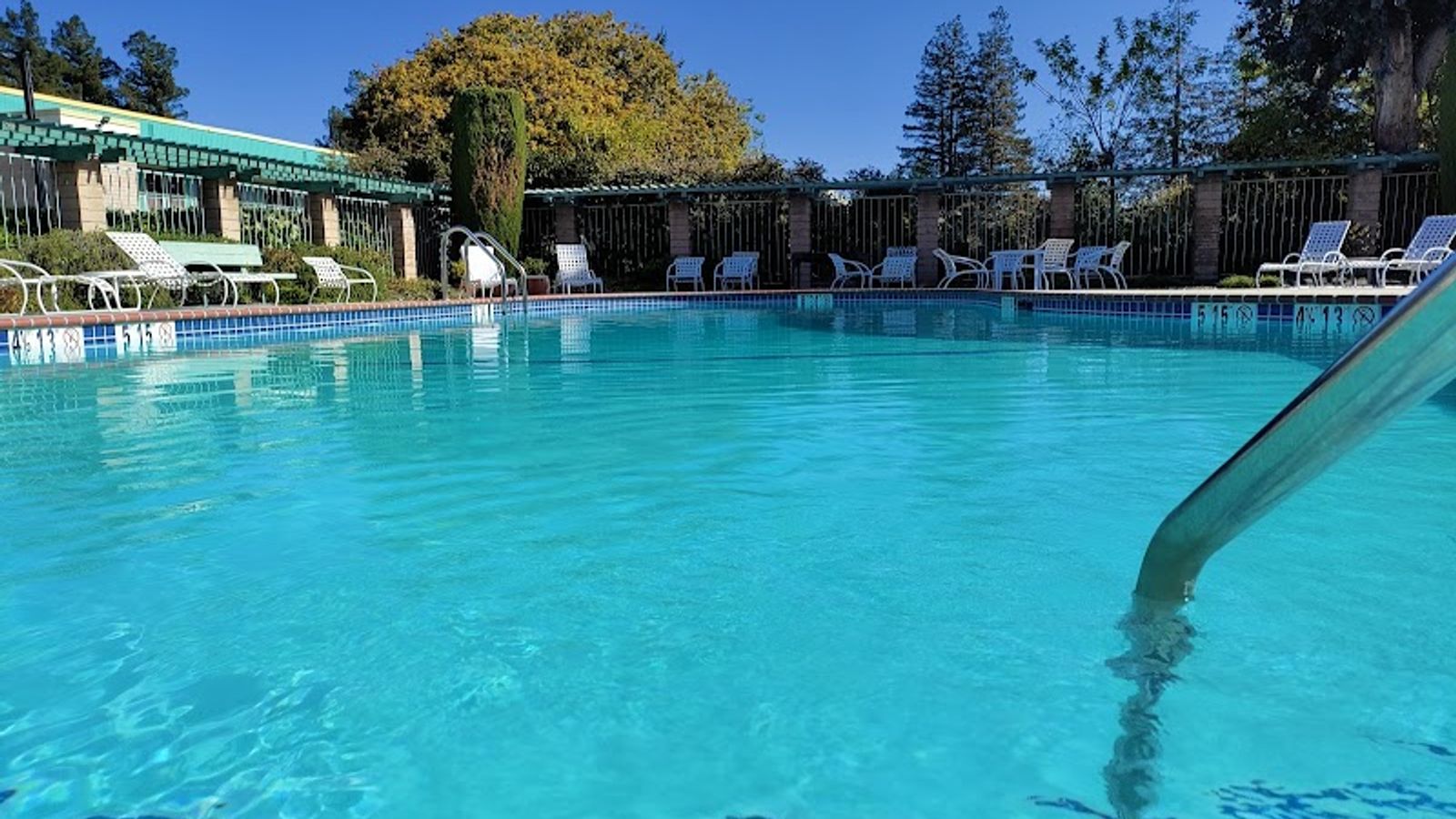 Photo of Days Inn & Suites by Wyndham Sunnyvale