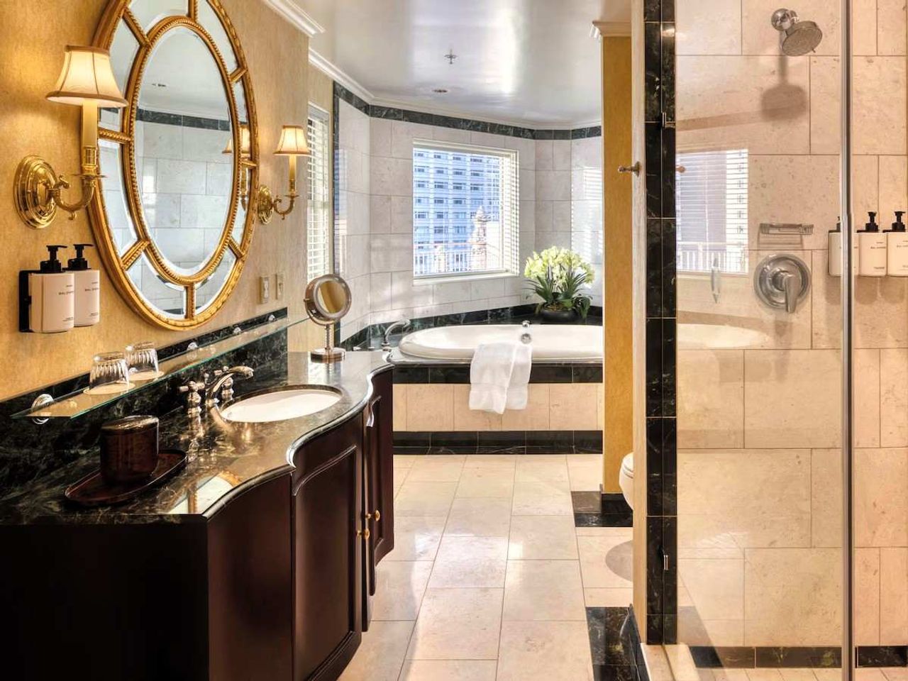 InterContinental Mark Hopkins San Francisco, an IHG Hotel - Suite, Bathroom