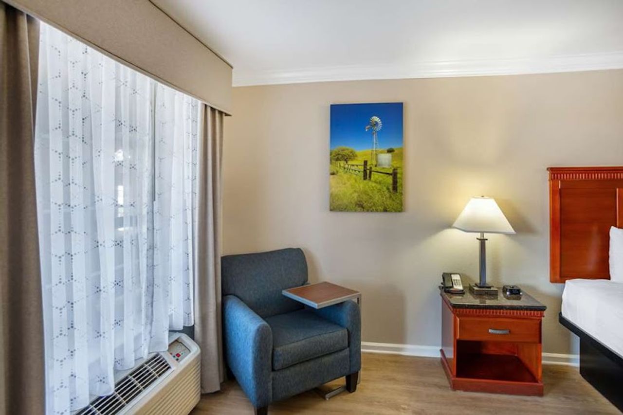 Photo of Best Western Heritage Inn