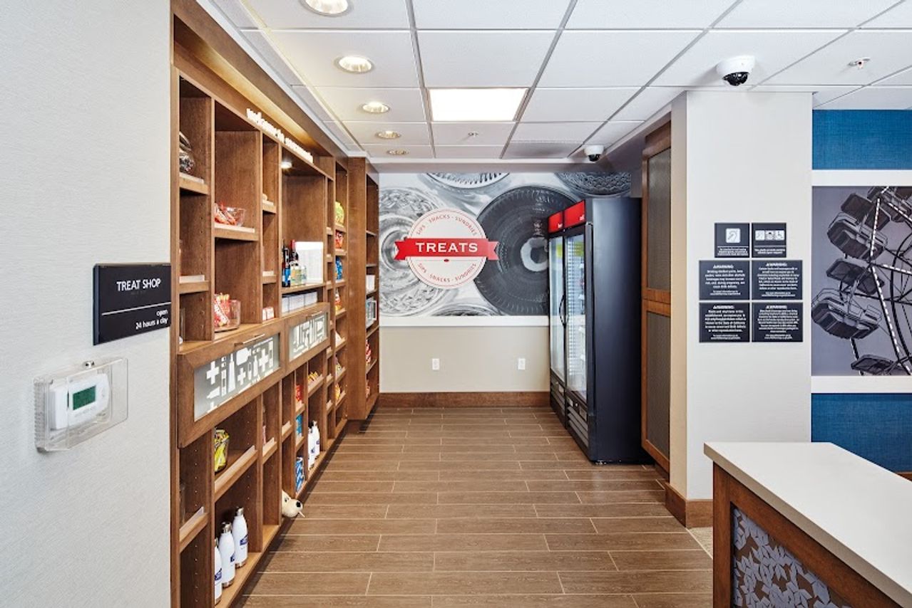 Photo of Hampton Inn & Suites Sacramento at CSUS