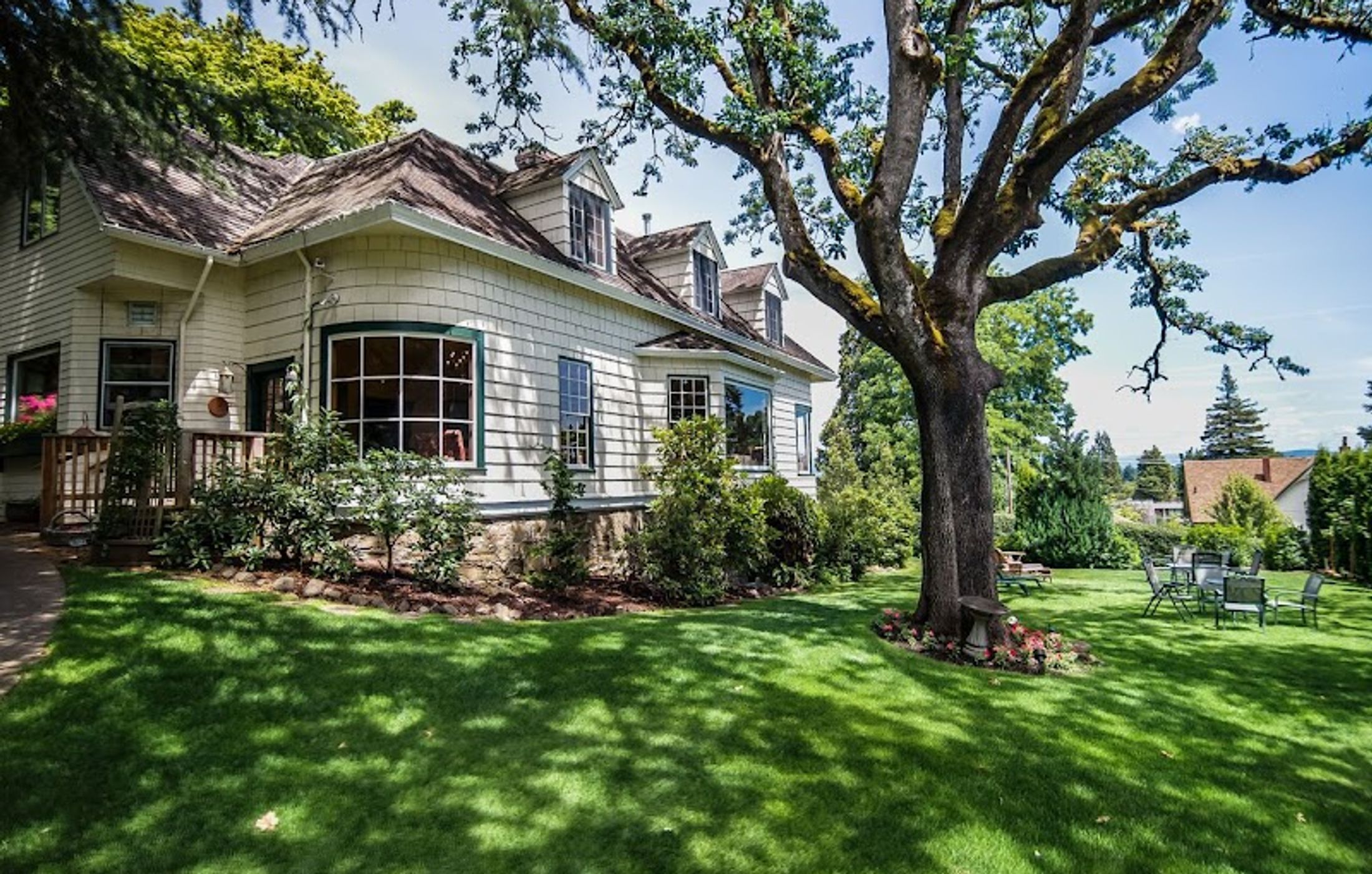 The Campbell House Inn