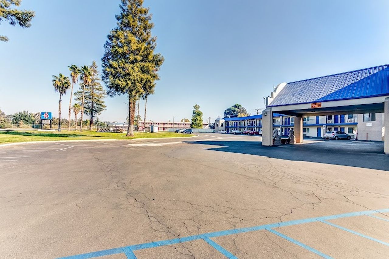 Photo of Motel 6 Visalia, CA