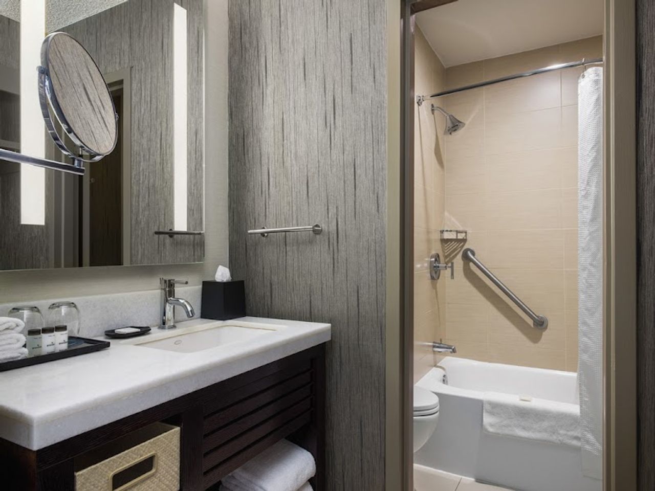 Photo of Hotel Riu Plaza Fisherman´s Wharf