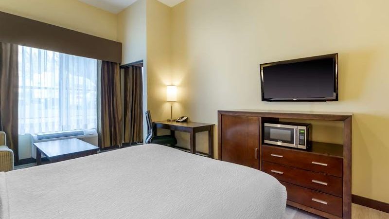 Photo of Best Western Plus Lacey Inn & Suites