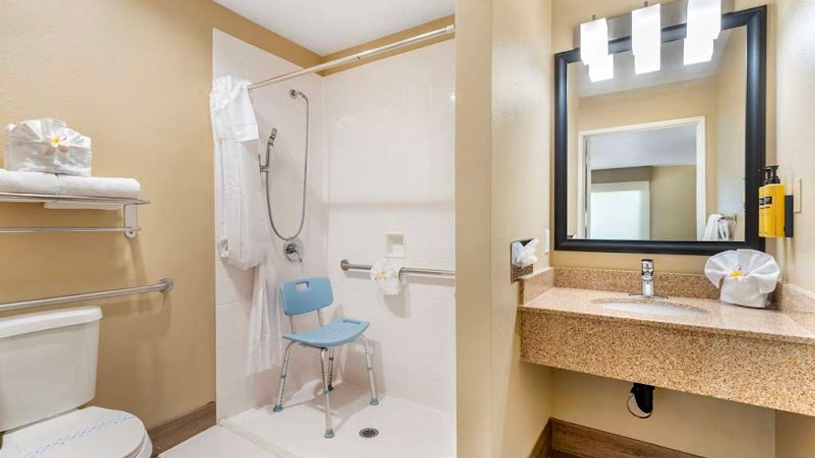 Photo of Best Western Plus Heritage Inn