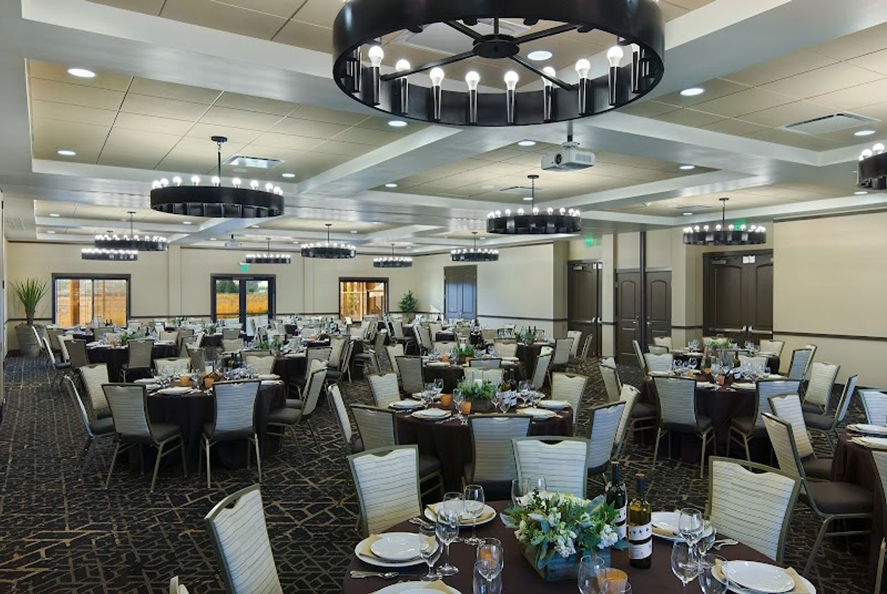 Photo of Oxford Suites Sonoma County - Rohnert Park