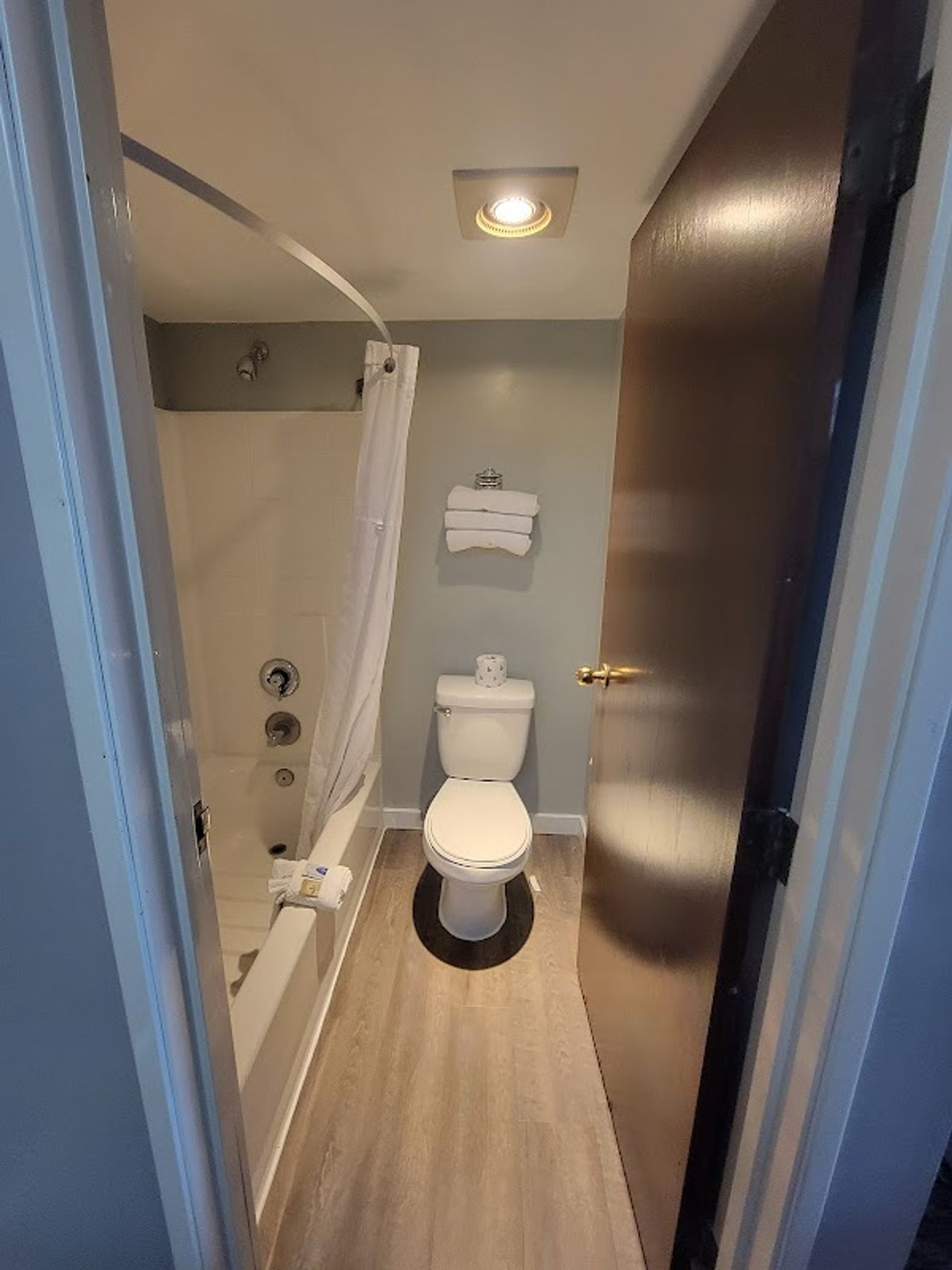 Photo of Days Inn by Wyndham Seatac Airport