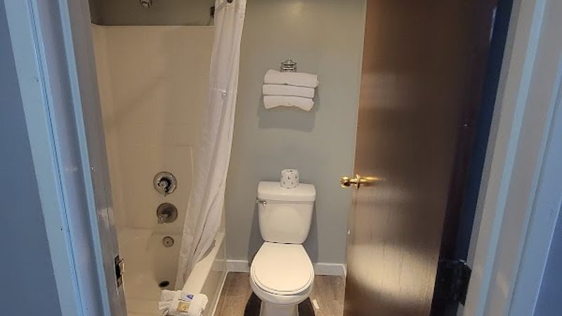 Photo of Days Inn by Wyndham Seatac Airport