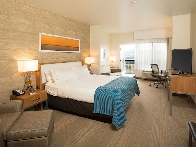 Photo of Holiday Inn Express & Suites Pocatello, an IHG Hotel