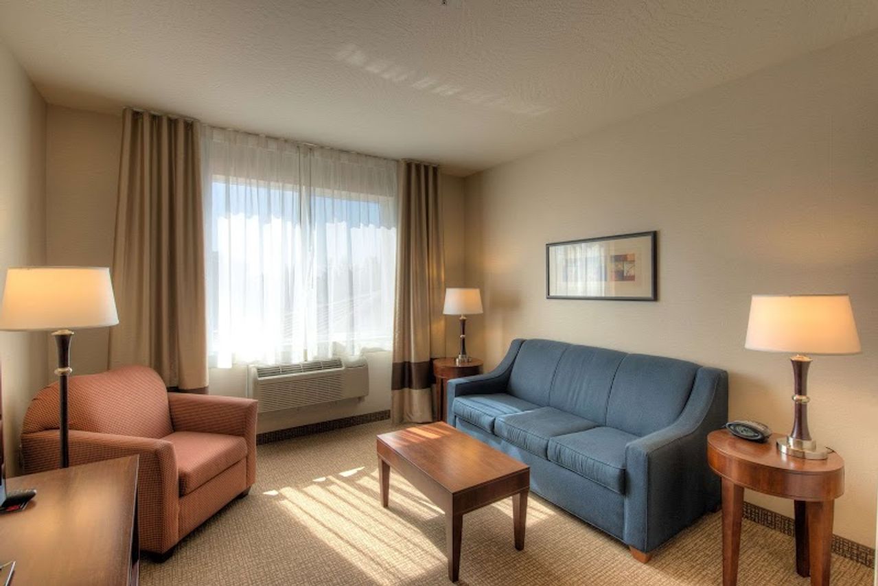 Photo of Comfort Suites Springfield RiverBend Medical - Suite, Seating area
