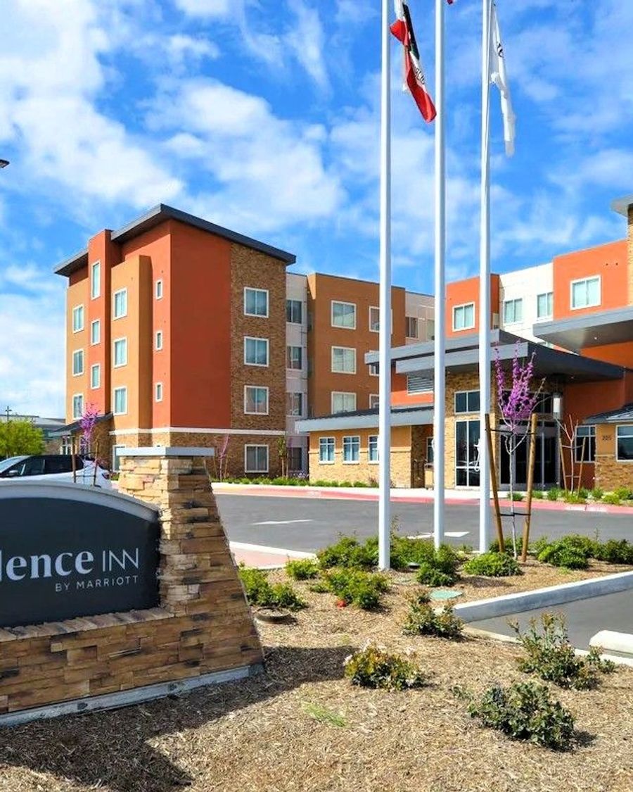 Residence Inn Visalia