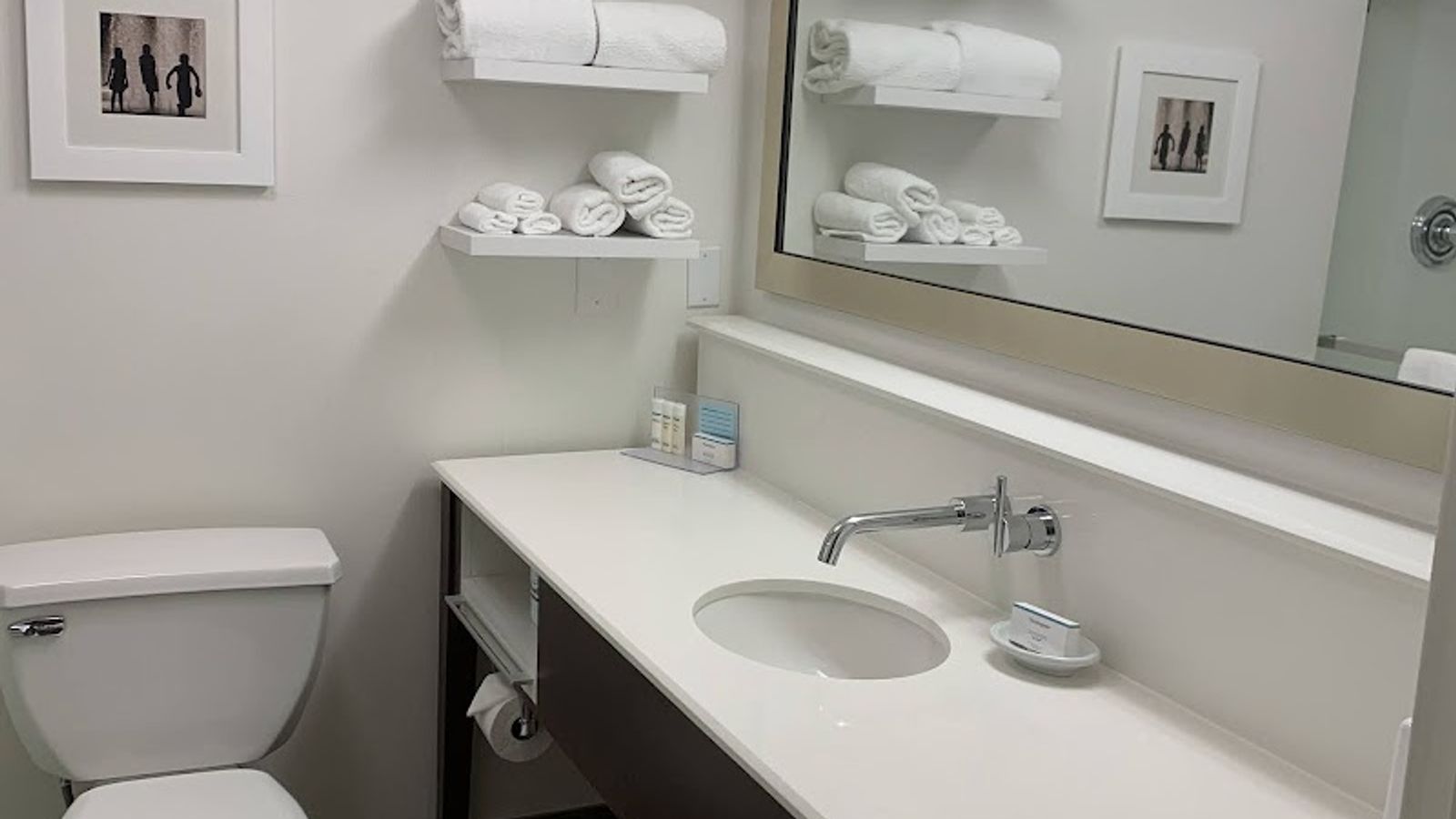 Photo of Hampton Inn & Suites Seattle-North/Lynnwood