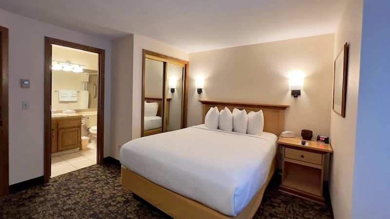 Photo of Whispering Woods Resort