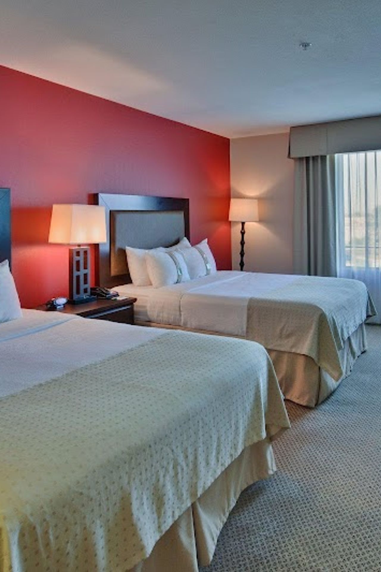 Photo of Holiday Inn & Suites Bakersfield, an IHG Hotel