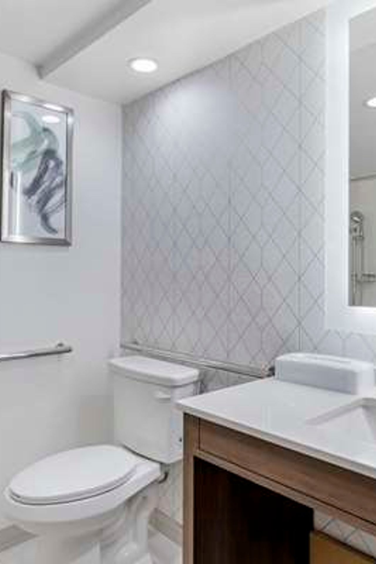 Photo of Comfort Inn Marina on the Monterey Bay - Bathroom