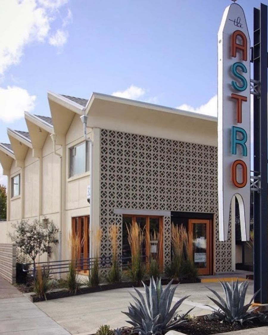 Astro Motel