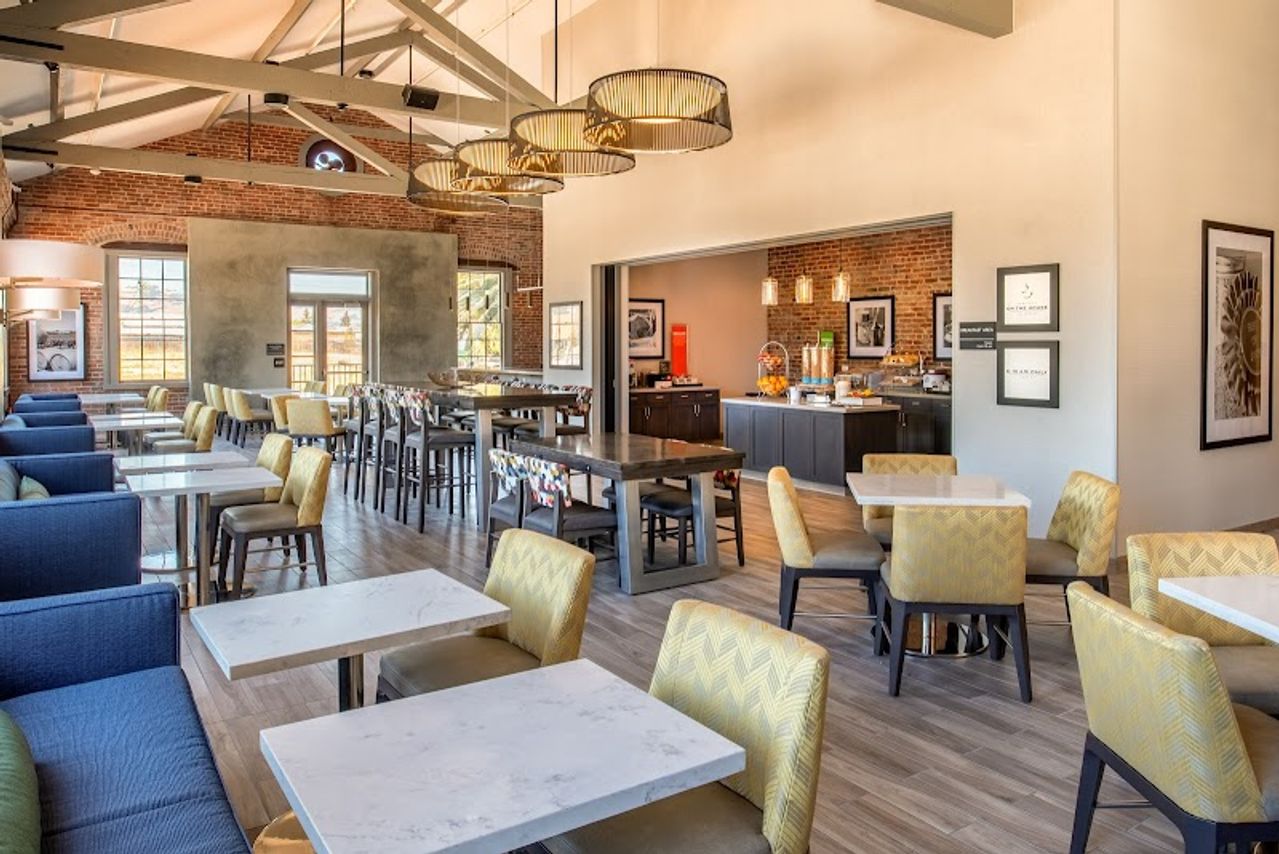 Photo of Hampton Inn Petaluma