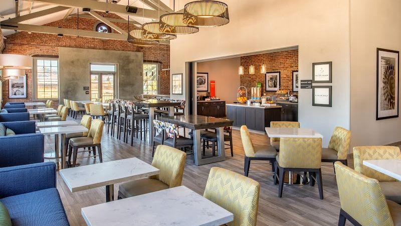 Photo of Hampton Inn Petaluma